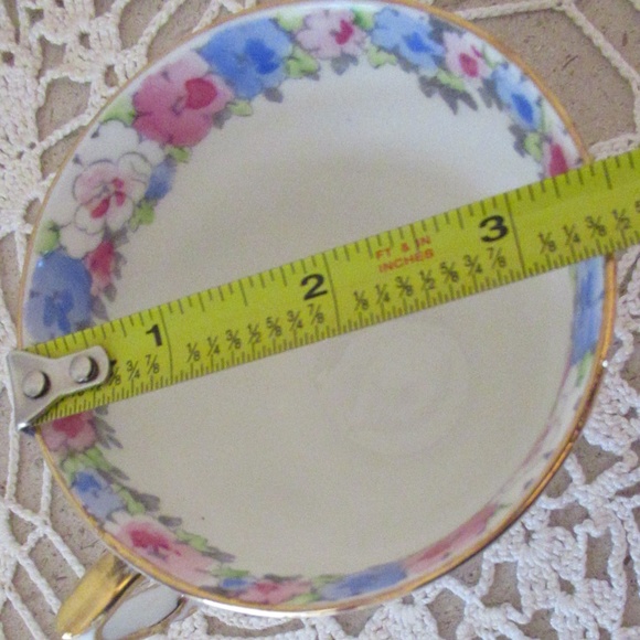 Crown Fine Bone China Cup & Saucer - Picture 8 of 9
